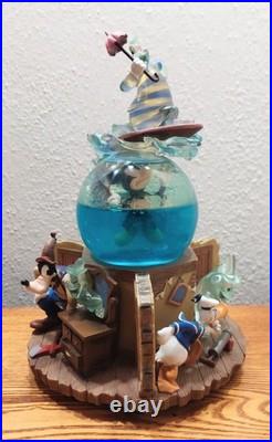 Vtg Walt Disney Mickey, Donald, Goofy Lonesome Ghosts #96316 Musical Snow Globe