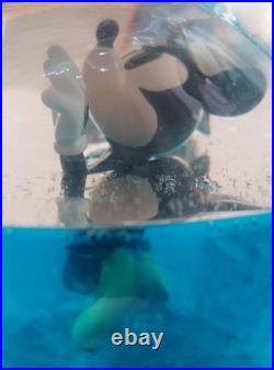 Vtg Walt Disney Mickey, Donald, Goofy Lonesome Ghosts #96316 Musical Snow Globe