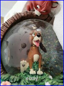 Walt Disney FOX AND THE HOUND Figurine Snowglobe Limited Edition Music Box