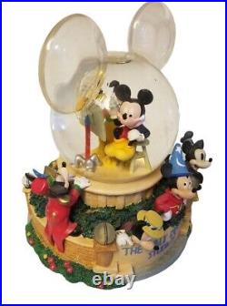 Walt Disney Snow Globe With Ears Studio Musical / Lights Vtg