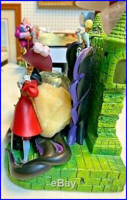 Walt Disney Villains Snowglobe Jafar, Hook Ursula Maleficent