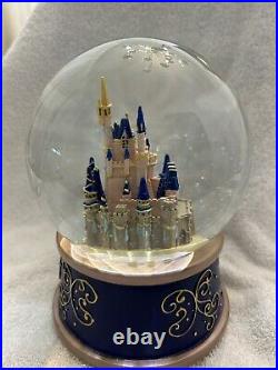 Walt Disney World 50th Anniversary Cinderella Castle Musical Snow Globe