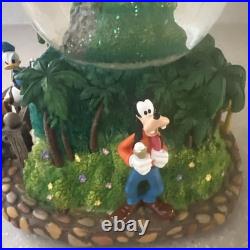 Walt Disney World musical snow globe Retired With Working Lights #1510010 In Box