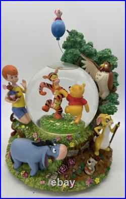 Winnie The Pooh Hundred Acre Wood Treehouse Musical Snowglobe Disney Store Winnie The Pooh Hundred Acre Wood Treehouse Musical Snowglobe Disney Store