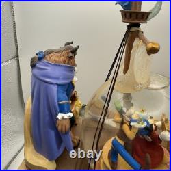 World of Disney Magical Gathering Ship A Whole New World Musical Snow Globe World of Disney Magical Gathering Ship A Whole New World Musical Snow Globe