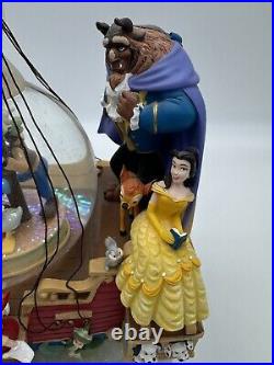World of Disney Magical Gathering Ship A Whole New World Musical Snow Globe World of Disney Magical Gathering Ship A Whole New World Musical Snow Globe