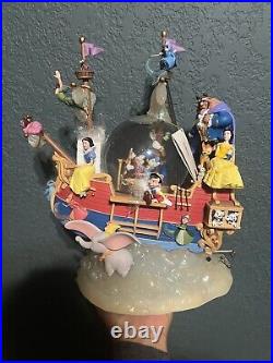 World of Disney Magical Gathering Ship A Whole New World Musical Snow Globe Nice