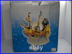 World of Disney WHOLE NEW WORLD Magical Gathering Ship MUSICAL SNOW GLOBE NIB World of Disney WHOLE NEW WORLD Magical Gathering Ship MUSICAL SNOW GLOBE NIB